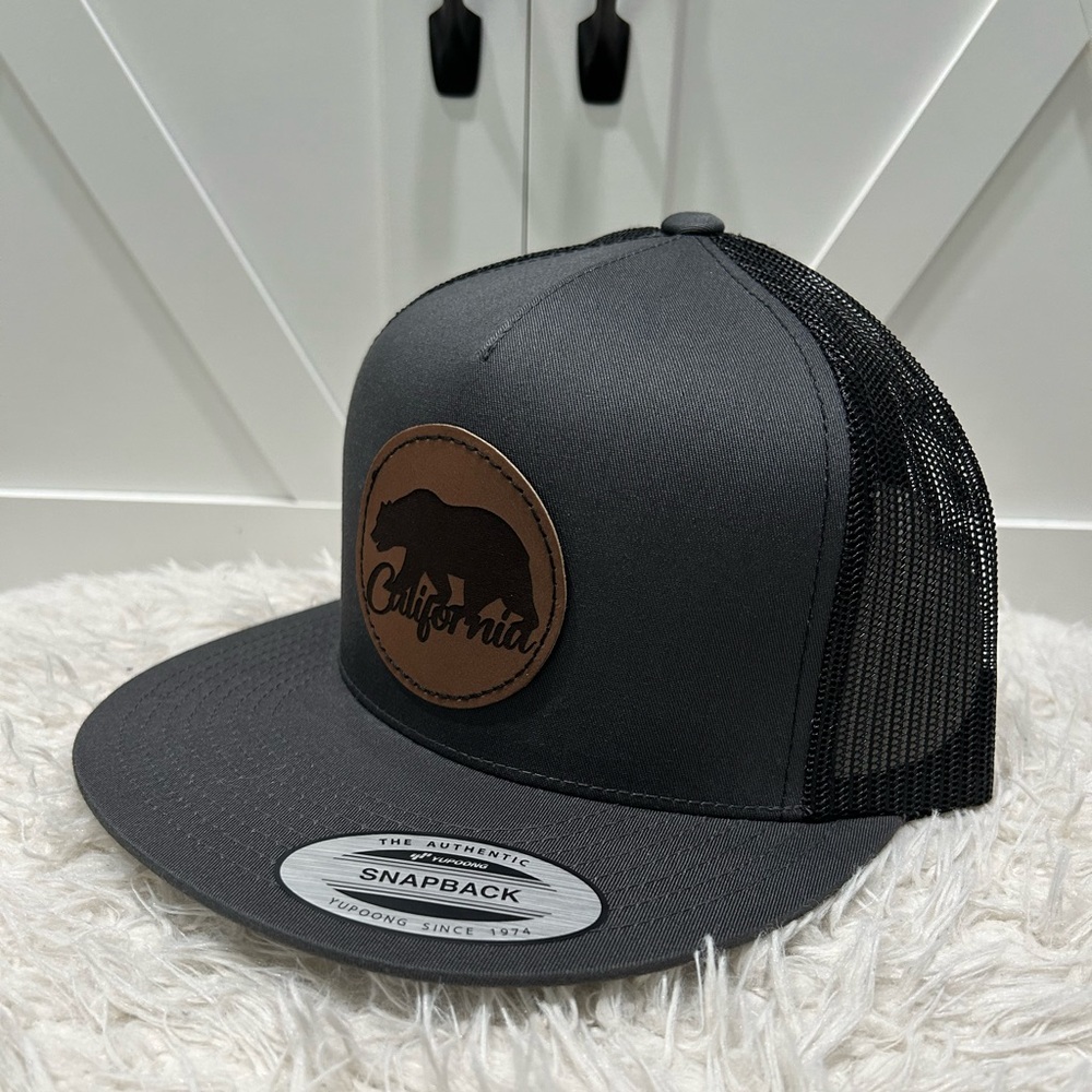 Flat bill SnapBack hat California Bear